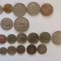 سکه قدیمی و خارجی و تعدادی سکه جمهوری اسلامی