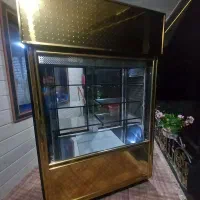 یخچال ویترینی میزو صندلی