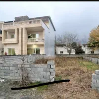 زمین-محصورشده-قابل-ساخت-با-سند-و-جواز