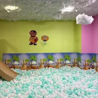 خانه بازی کودک ابرینو  در کانال غربی فردیس