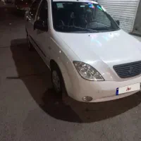 ماشین تیبا سفید