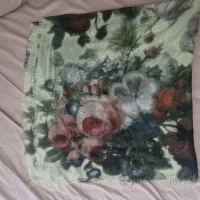 شلوار جین و روسری|لباس|کرج, باغستان|دیوار