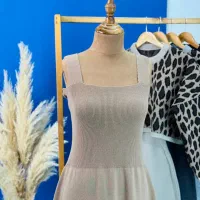 ست بافت|لباس|کاشان, شهرک خاتم الانبیا (مسکن ملی کاشان)|دیوار