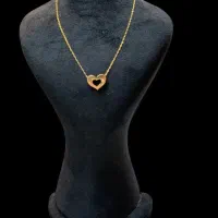 طلا گم کردم . داخل یه کیف کوچیک سفید