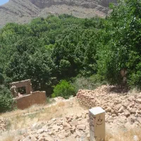 کوهنوردی و گردشگری .خانوادگی و دوستانه .وطبیعت .