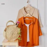 فروشنده برای مغازه لباس