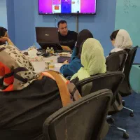 کارآموز درآمد با هوش مصنوعی
