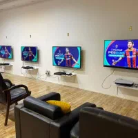 خ ریداروفروشنده انواع پلی استیشن ۵و۴و۳وایکس باکس