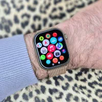 ساعت هوشمند ضد آب تحت لیسانس آلمان