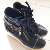 بوت سورمه ای رنگ