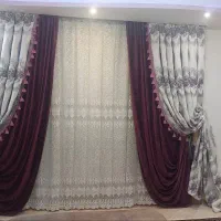 دو عدد یالان‌مخمل کاملا نو همراه با پرده زیرش