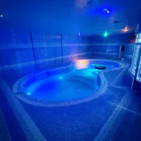 باغ-استخر-ابگرم-استخر-کودک