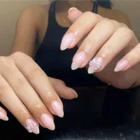 کاشت تخصصی ناخن هاشمیه