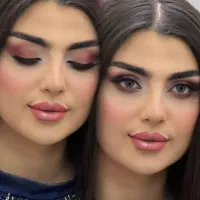 خدمات و آموزش میکاپ و شنیون ثابت و چرخشی