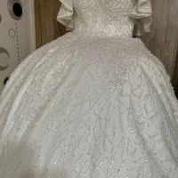 لباس عروس|لباس|ری, شهید غیوری (ابن باویه)|دیوار