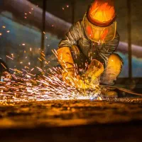 خدمات جوشکاری و اهنگری (سیار)
