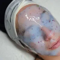 تخفیف ویژه پاکسازی پوست