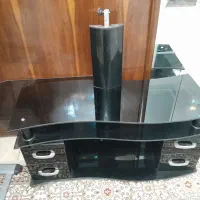 میز تلویزیون صحیح  و سالم