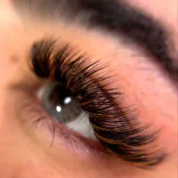 ۲۰٪ تخفیف برای کوتاهی ، رنگ، اصلاح و کاشت ناخن