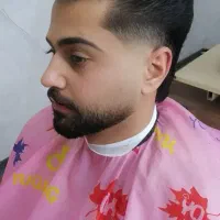 پیرایشگاه حسینی خاص کازرون در کازرون، بلوار میرزا صالح کازرونی