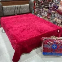 پتو|رختخواب، بالش، پتو|شاهین‌شهر, شهرک گلدیس|دیوار