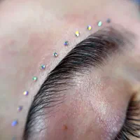 آموزش تخصصی اکستنشن مژه و لیفت|خدمات آرایشگری و زیبایی|قم, ولیعصر|دیوار