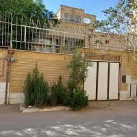 ۱۰۰متر ویلایی،۲طبقه شمالی، همکف، باجک