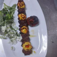 رستوران و غذای آماده بیرون بر