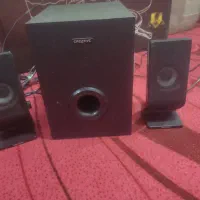 بلندگوکامپیوتر تمیز و سالم به فروش میرسد