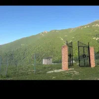 زمین-در-منطقه-تپه-بالای-گاو-خوسه