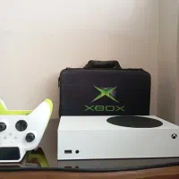 کنسول بازی.xbox series s. دو دسته|کنسول، بازی ویدئویی و آنلاین|اصفهان, کوی امام|دیوار