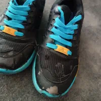 کفش|کیف، کفش، کمربند|مشهد, یاس|دیوار