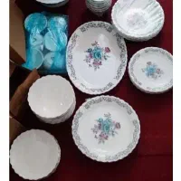 ظروف ۴۴ پارچه سرویس غذا خوری نو