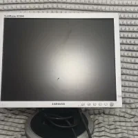 مانیتور سامسونگ سالم