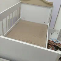 گهواره نوزاده