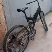 چرخ قدیمی با جنسیت خوب