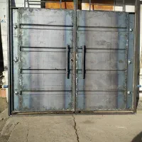 درب حیاطی ماشین رو..نفررو..کرکره