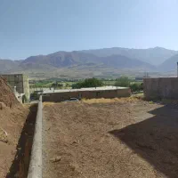 زمین چهار دیواری