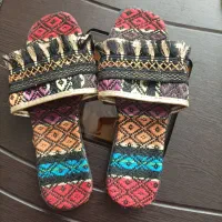 چندجفت دمپایی طرح سنتی ودوجفت نیم بوت زنانه