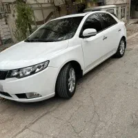 ماشین سواری سراتو|خودرو سواری و وانت|خرم‌آباد, |دیوار