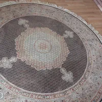 فرش گرد ۱/۵×۱/۵ در حد نو بدون ایراد|فرش|تبریز, |دیوار