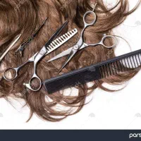 دعوت به همکاری از آرایشگر خانم مسلط به کوتاهی مو