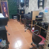 همکار  ناخن کارماهر  مژه کار ماهر
