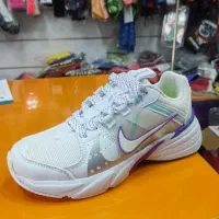 کفش پیاده روی و ورزشی|کیف، کفش، کمربند|طبس, |دیوار