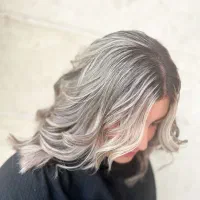 جذب مدل رنگ و لایت|خدمات آرایشگری و زیبایی|شیراز, محراب|دیوار
