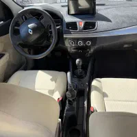 فلوئنس ۲۰۱۵ دنده وارداتی|خودرو سواری و وانت|همدان, |دیوار