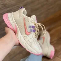 نایک وی تو کی|کیف، کفش، کمربند|تهران, بازار|دیوار