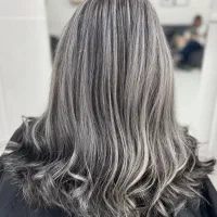 مدل رنگ و لایت و کراتین وناخن میکاپ و شنیون عروس