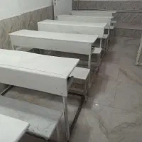 میز و نیمکت دبیرستان در حد نو