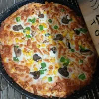 پیتزا دو نفره مخصوص 300 و غذا